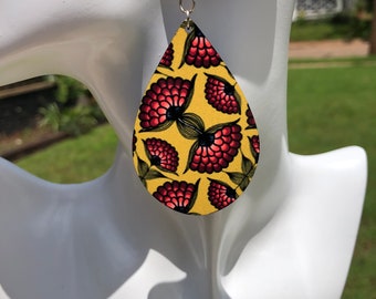 Blooming Pink y Yellow tonos inversos Negros y Pendiente de sublimación Teardrop de Grey