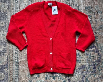 90’s/2000’s red wool cardigan sweater