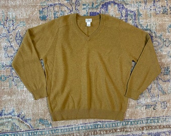 Vintage L.L.Bean lambswool v-neck sweater