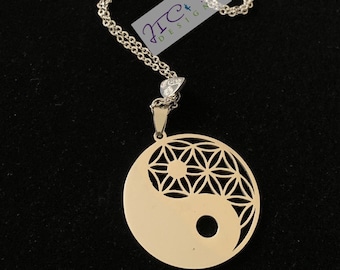 Collar Yin Yang de acero inoxidable: joyería de yoga con geometría sagrada