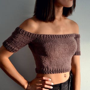 Knitting Pattern Off Shoulder Crop Top image 4