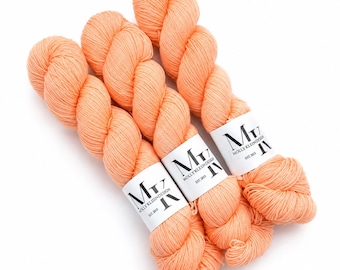 GUAVA Hand Dyed Fingering Sock Yarn Tonal Peach!