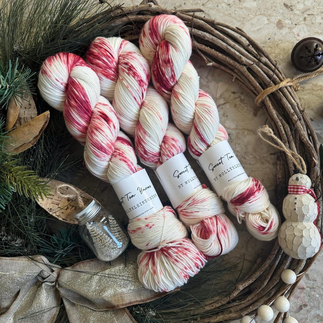 CRUSHED CANDY CANE Hand Dyed Christmas Speckled Superwash Merino Wool ...