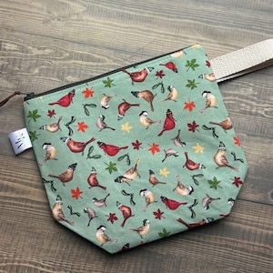 WINTER BIRDS Knitting Project Sokkenzak! Topkoffer met ritssluiting, onder: 1-2 strengen!!