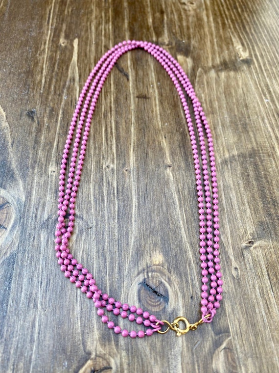 Pink Three-Strand Beaded Necklace / Multi-strand N