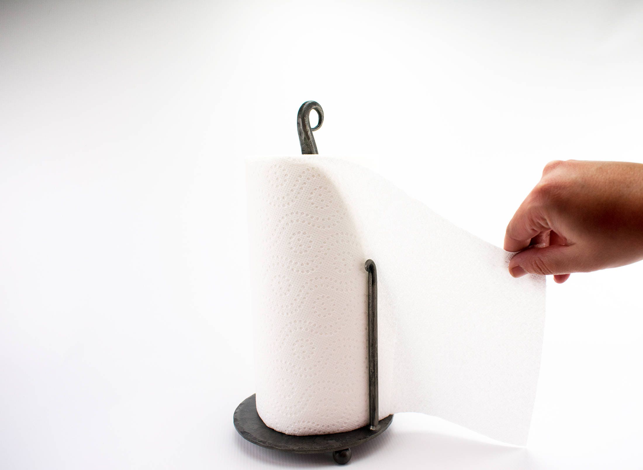 Paper Towel Holder Standing Hand Iron Paper Towel Holder