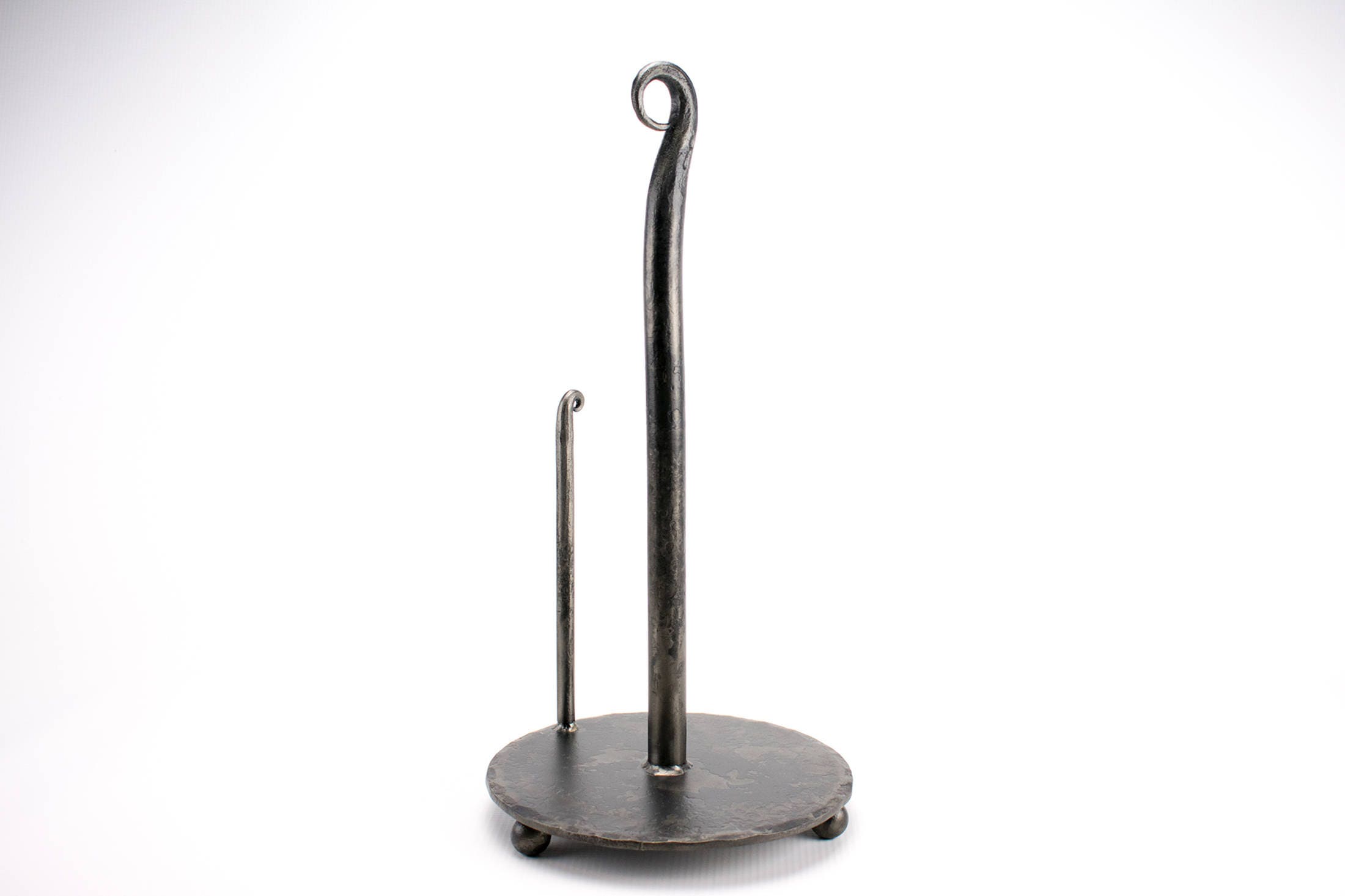 Iron paper towel holder sale