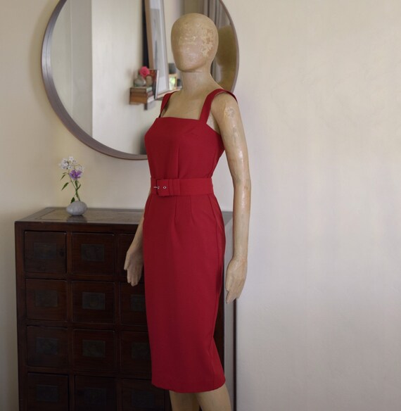 red evening cocktail dress