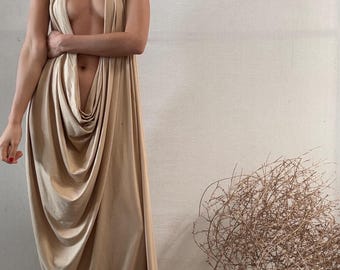 abito con schiena scoperta