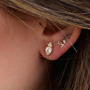 Sterling Silver / Gold plated everyday cluster earring | teardrop stud earring | bezel earrings | simple medium size stud earrings |