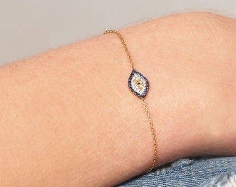 18kt Yellow Gold Diamond & Sapphire evil eye bracelet | dainty gold evil eye bracelet | Diamond sapphire eye bracelet | Unique evil eye