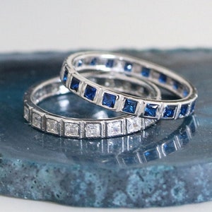 Sterling zilveren eeuwigheidsband | Stapelbare eeuwigheidsband | Prinses gesneden eeuwigheidsband | Stapelbare ringen | Saffier stapelbare ringen