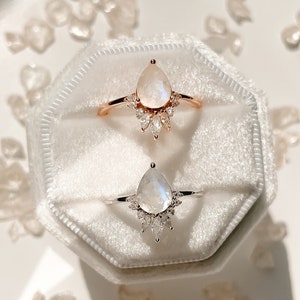 Sterling Silver / Rose Gold Moonstone ring  |  Cluster moonstone ring  |  dainty moonstone jewelry | ring jacket | pear shape gem ring