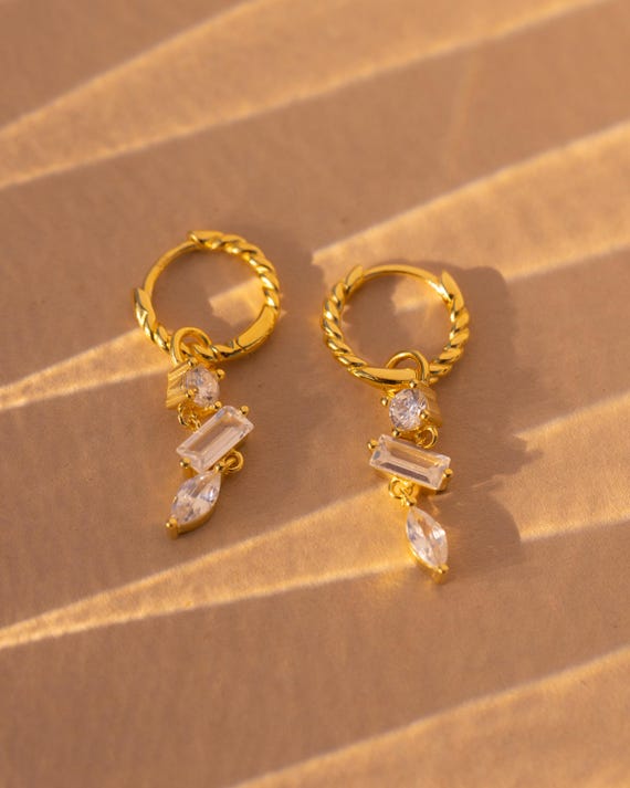 Orecchini a cerchio in oro con pietre colorate per donne e ragazze adolescenti, piccoli orecchini a cerchio in argento con pietre di zirconia cubica, - Italia