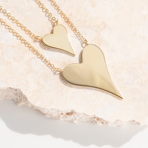 Engravable heart necklace, Gold initial heart necklace, personalized heart pendant, shiny gold heart necklace, elongated heart , gifts