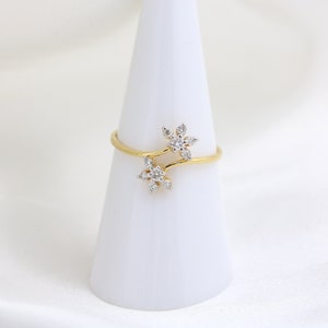 14kt Yellow Gold and Diamond flower ring, dainty diamond flower ring, push present, diamond cluster ring, open flower ring, gifts for her image 2