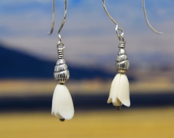 Tulip Earrings