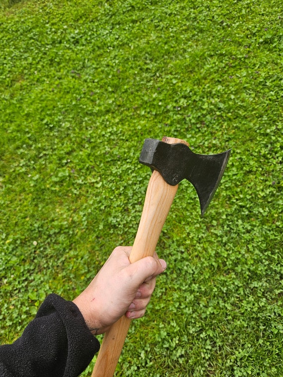手鍛造高炭素鋼トマホーク斧：ブッシュクラフトキャンプ用手斧 - Etsy 日本