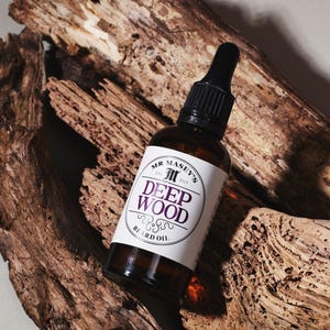 Botanical Beard Oil Deep Wood. Cedar, Sandalwood, Oud. Deep Amber, Arabic feel, Perfect for Grooming and Softening Beards by Mr Masey’s