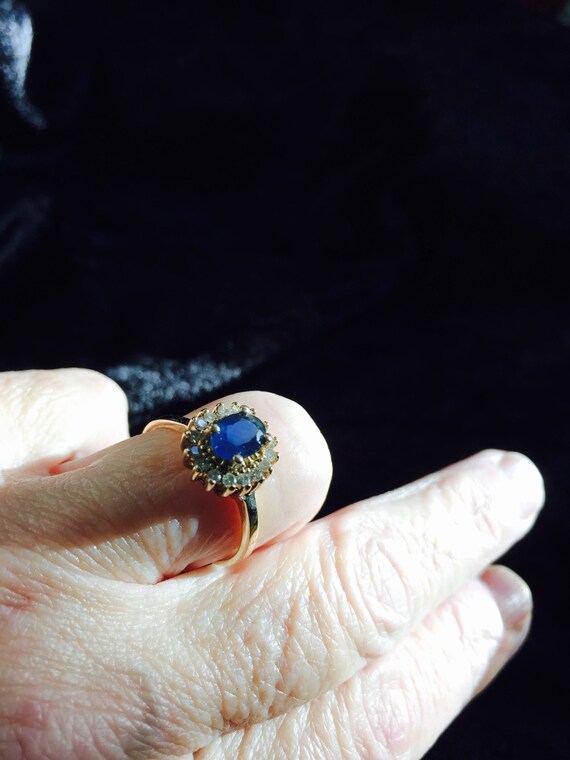 SUCH A SAPPHIRE - Lovely Vintage Sapphire and Dia… - image 2