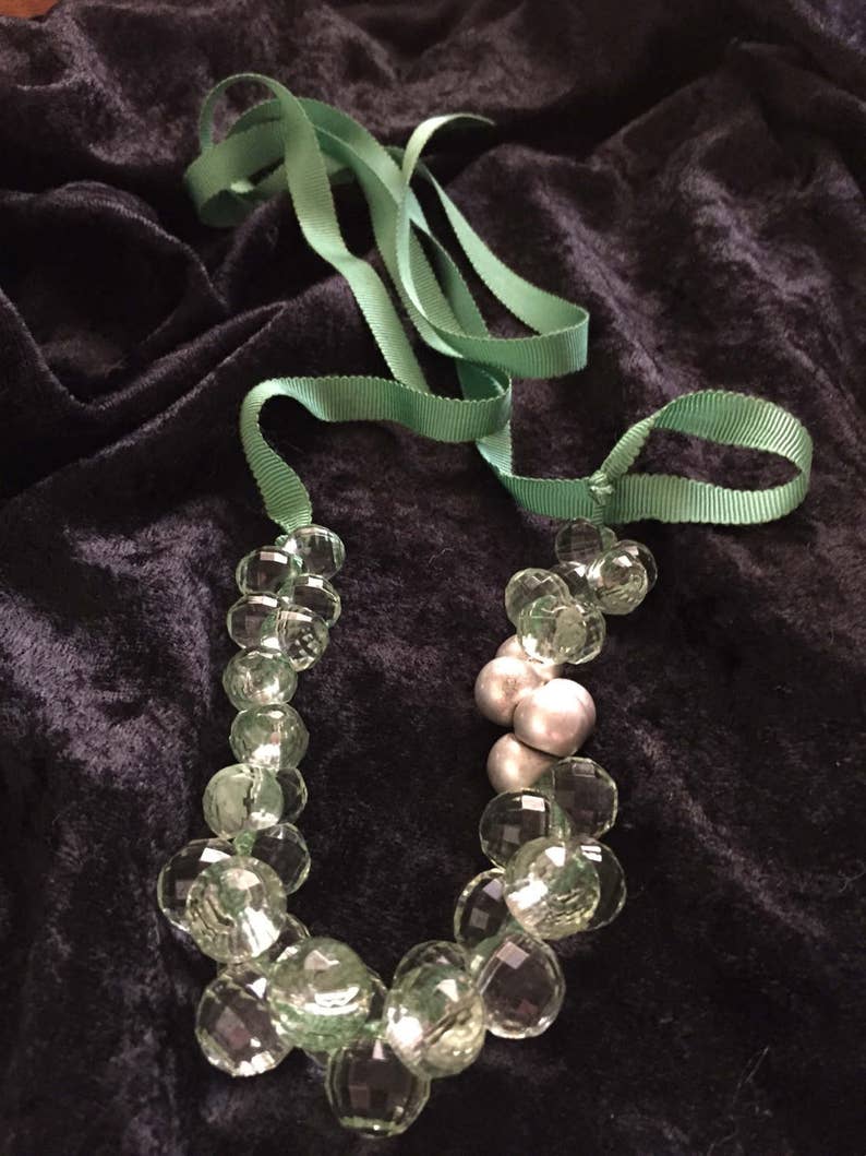VERY VICTORIAN: Beribboned Crystal and Faux Pearl Bead Choker image 4