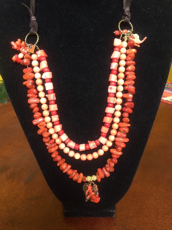 TRIPLE TREAT ~ Multi-strand Vintage Coral and Lea… - image 4