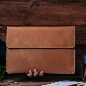 Capa de couro personalizada para laptop, capa para MacBook Pro 14, capa para MacBook Air M1, capa para Pro 13, capa protetora para laptop, capa para MacBook Pro 15/16 com gravação em relevo.