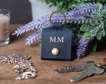 Llavero del soporte del anillo de cuero, titular de la caja del anillo de boda, llavero de la caja del anillo de la joyería, guardián de la bolsa del anillo personalizado, bolso de la caja de los pendientes de las mujeres