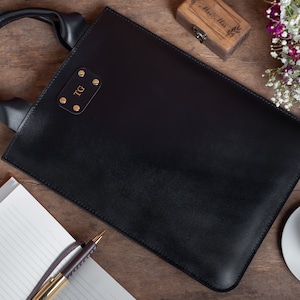 Customized Leather MacBook Pro 14 Bag, MacBook Air 13 M1 Case, MacBook Pro 13 M1 Case, MacBook Pro 15/16 MacBook case with Embossing