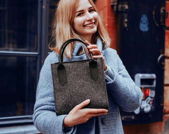 Handmade Felt Bag, Felt Handbag, Felt Bag, Felted Bag, Black Felt Bag