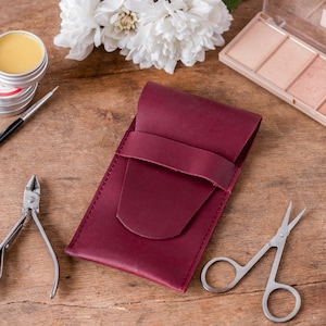Scissors Case Holder, Customized Leather Manicure Case Holder, Manicure Organizer Tool Case, Manicure and Pedicure Pouch, Nail Grooming Case