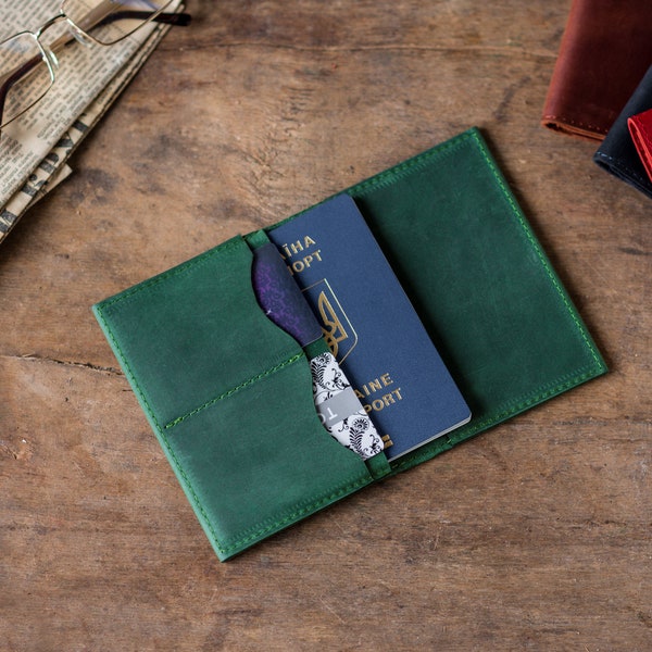 Porte-passeport en cuir personnalisé, couverture de passeport personnalisée, portefeuille porte-passeport, étui de passeport de voyage en cuir couverture de passeport monogrammée