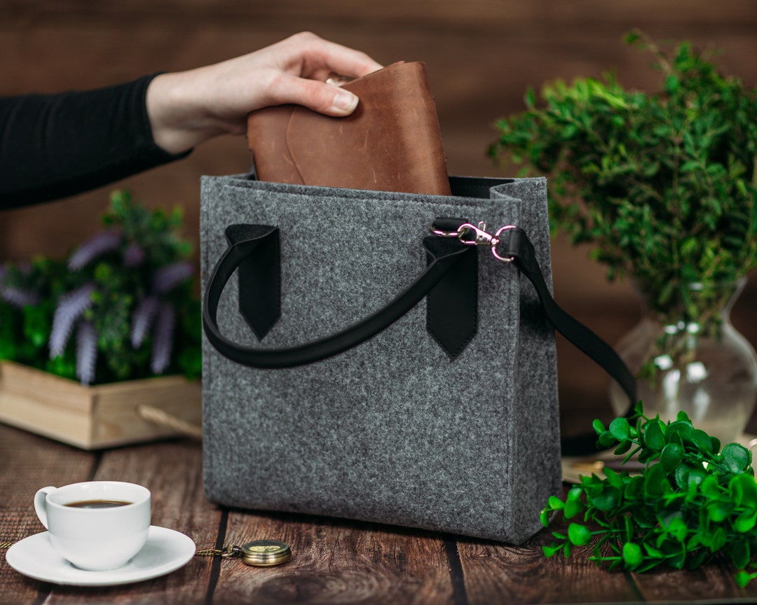 Handmade Felt Bag, Felt Handbag, Felt Bag, Felted Bag, Black Felt Bag