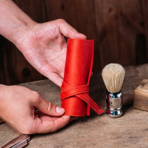 Personalized Shaving Brush Rolls, Customized Leather Shaving Brush Case, Wet Shaving Kit, Shaving Brush Holder, Wet Shave Brush Protector Red