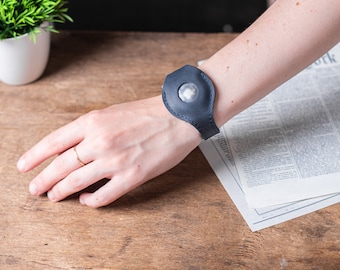 Armband mit Airtag Halter, Lederarmband mit Airtag Halter, Armband für Männer