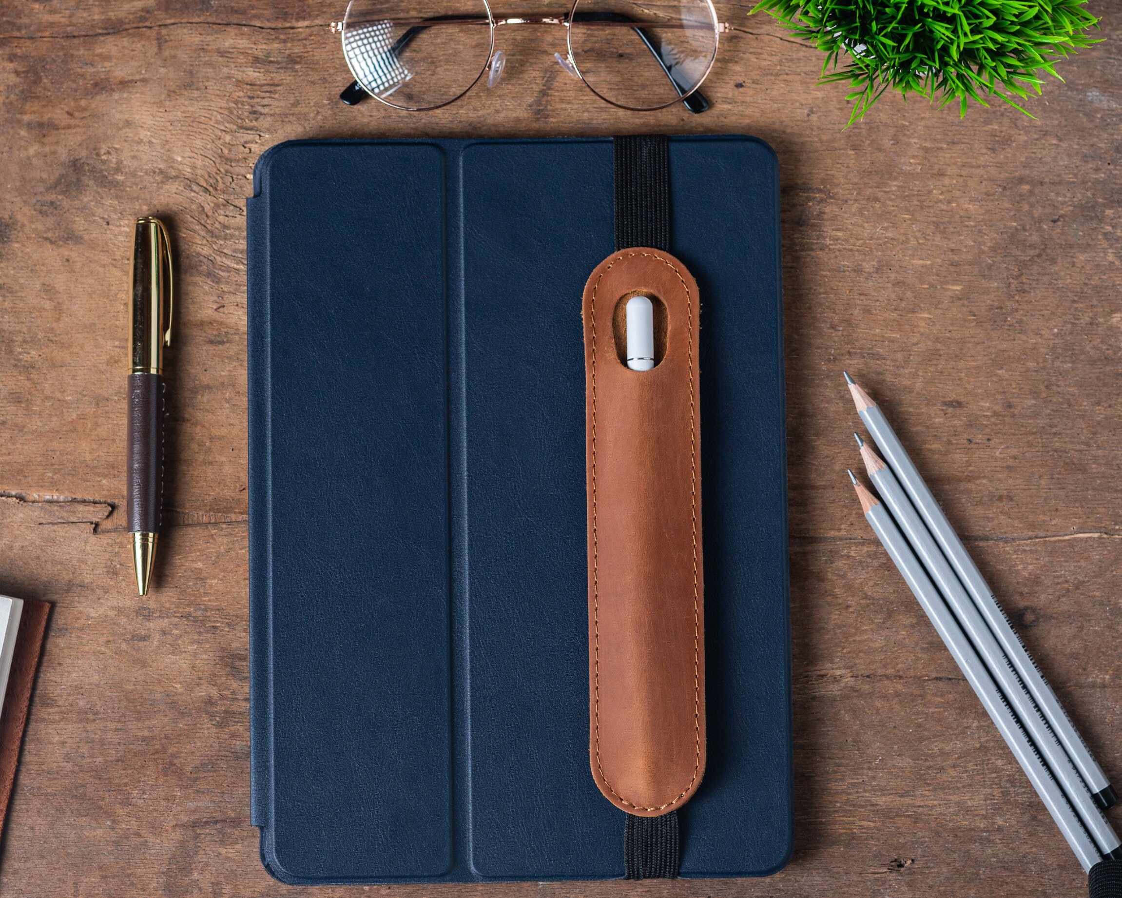 drip Leather Apple Pencil Holder レザー 黒 drip Leather Apple Pencil Holder レザー 黒 drip Leather Apple