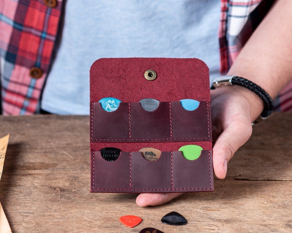 Leather Guitar Pick Holder, Guitar Pick Case, Leather Pick Bag, Gift for Guitarist, Guitar Accessories, Guitar Pick Sleeve