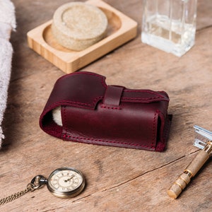 Customized Leather Shaving Brush Case, Personalized Wet Shaving Kit, Shaving Brush Holder for Travelers, Wet Shave Brush Protector Burgundy