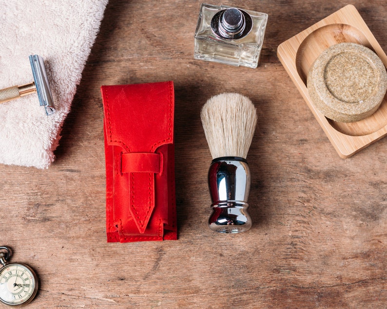 Étui à brosse à raser en cuir personnalisé, kit de rasage humide personnalisé, porte-brosse à raser pour voyageurs, protecteur de brosse à raser humide image 6