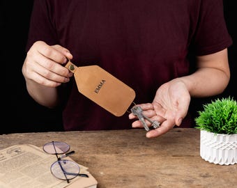 Personalized Leather Key Case, Custom Leather Key Holder, Key Pouch