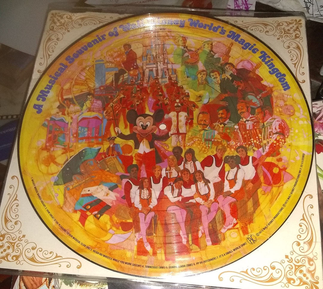 RARE A Musical Souvenir of Walt Disney World's Magic Kingdom Picture