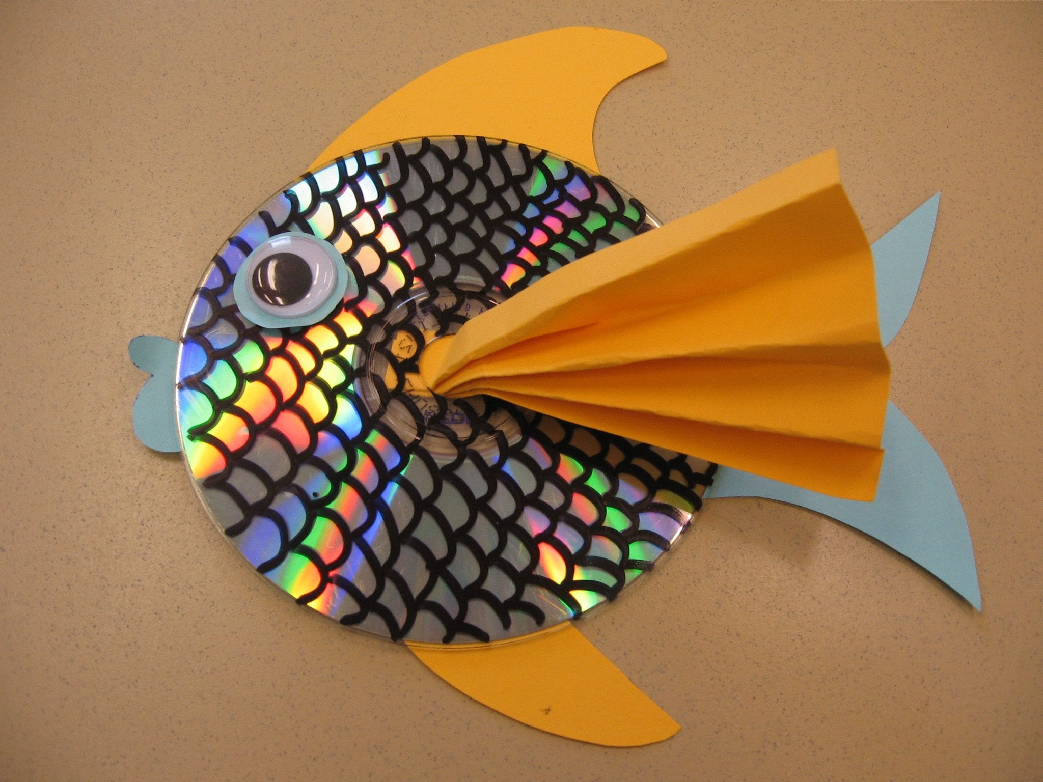 50 Craft / Crafting Cd's / Compact Discs to Customize Into Something ...