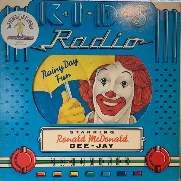 TOUJOURS SCELLÉ Ronald McDonald K.I.D.S. Radio Rainy Day Fun Vinyl Record Album Lp avec autocollant hype McDonald's jouets jouet musique