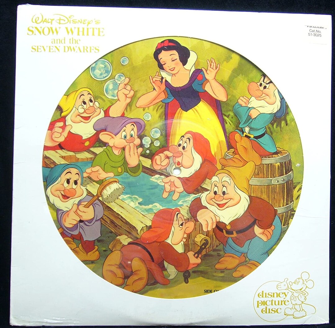 WOW NM Walt Disney Snow White and the Seven Dwarfs Picture