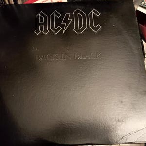 AC/DC Back in Black Vinile Disco Album Lp Orig Pressing Angus Young Hells Bells You Shook Me All Night Long Copertina in Rilievo acdc ac dc