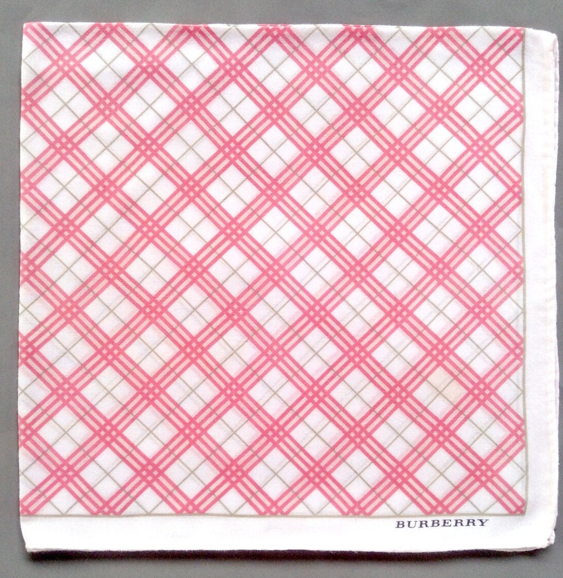 Burberry top tradicional japones