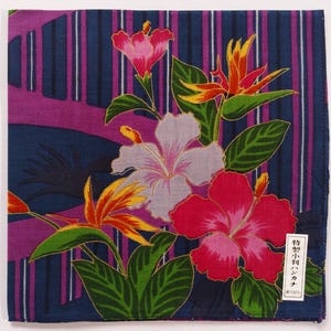 Japanese Vintage Handkerchief Floral Tropical Bird 16.5 x 16.5 inches I Free Delivery on orders 35 USD+ - combine items in an order!