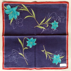 Japanese Vintage Handkerchief Kimono Pocket Lily 15.5 x 15.5 inches I Free Delivery on orders 35 USD+ - combine items in an order!
