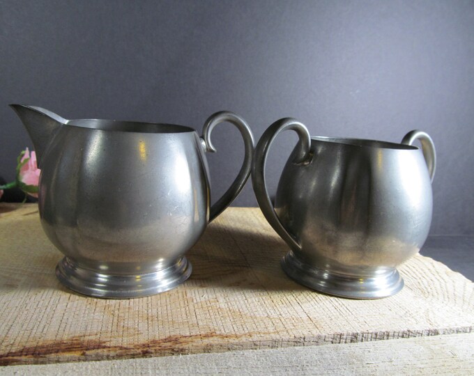 Crescent Pewter Cream and Sugar Set 1631 Vintage Collectibles Metalware