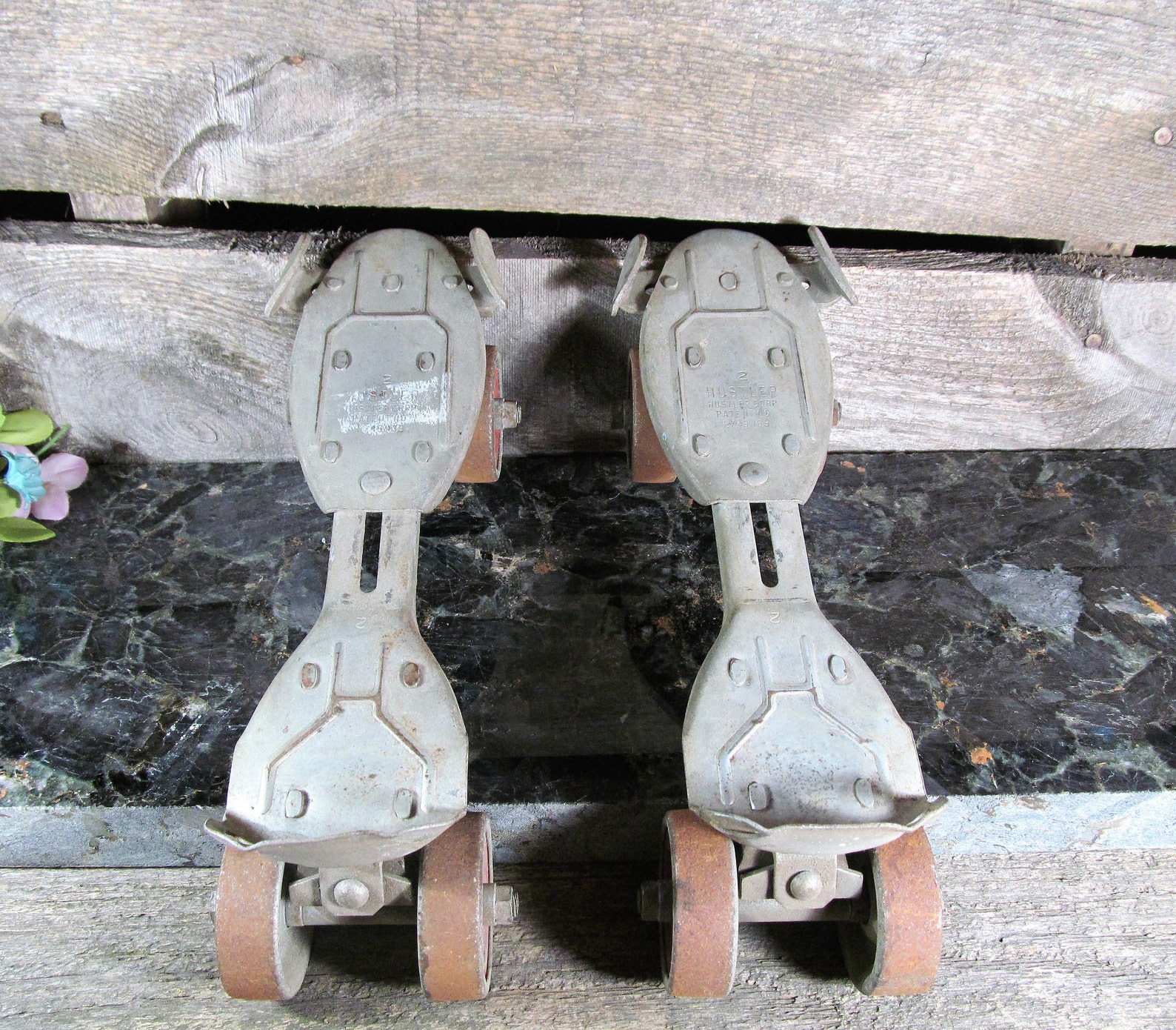 Hustler 2, Solid Metal, Vintage Adjustable Roller Skates, Set of 2 1950